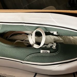 NIB Vans Canvas Shoe
